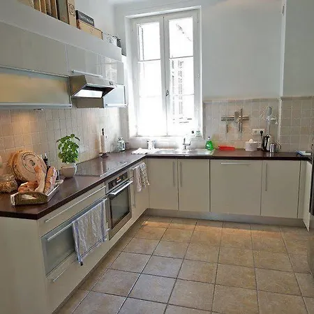 Rue Sade Bed and Breakfast
